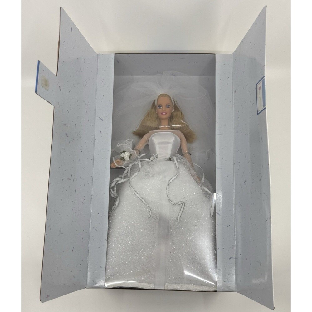 1999 Vintage Blushing Bride Barbie Doll - Mattel 26074 NIB Caucasian